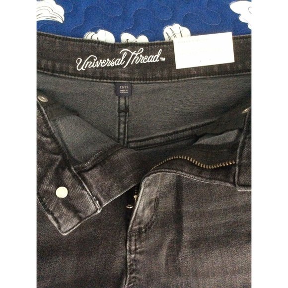 NWT Universal Threads Black Cutoff Shorts - 12 - Picture 5 of 6